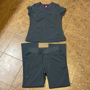 Women's Gray Scrub Set